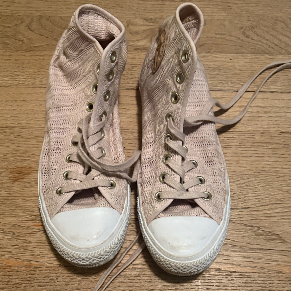 Converse Women's Pink High-Top Sneakers